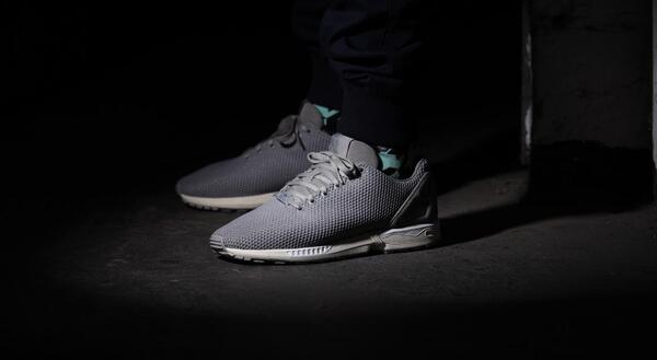 yuu adidas Originals ZX Flux Stripeless 